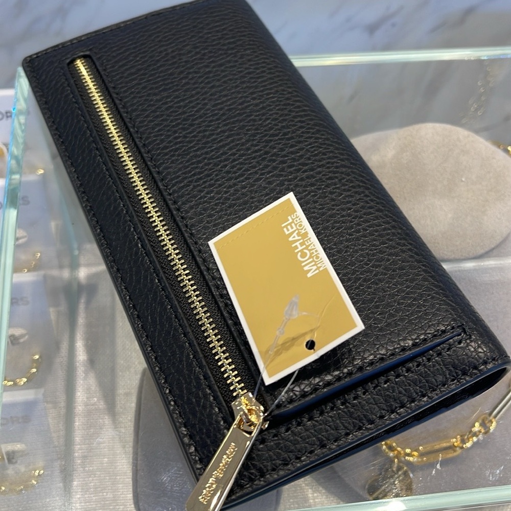 Michael Kors Reed Large Bifold Pebbled Leather Snap Wallet Card Case 
Black 
NWT - Picture 9 of 16